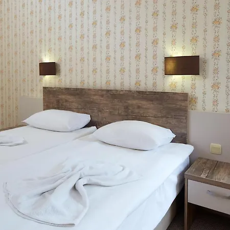 Lira Otel Sunny Beach
