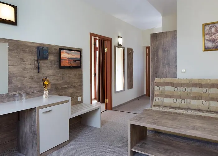 Lira Солнечный берег